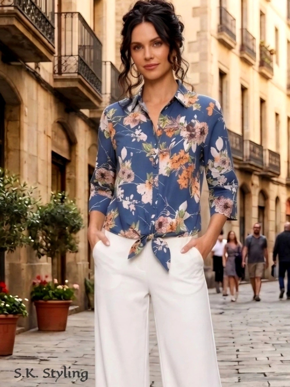 Chico's No Iron Button up Blouse Blue Floral 3/4 Sleeve Tie Front size 1 M / L